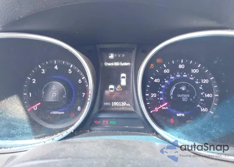 2014 Hyundai Santa Fe Sport 2.4L from USA, damaged, VIN 5XYZU3LBXEG180356